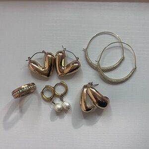 Women’s Gold Jewelry Bundle